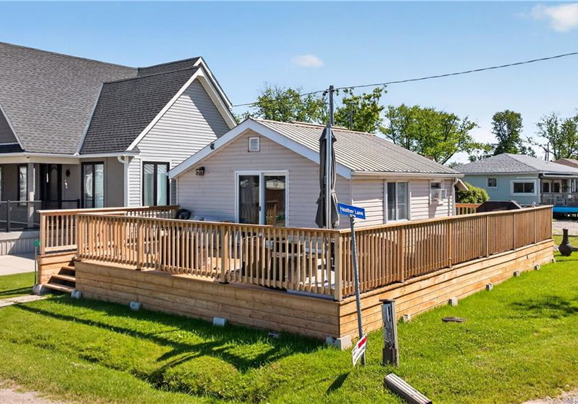 13-pike-lane-selkirk-ontario-40867285