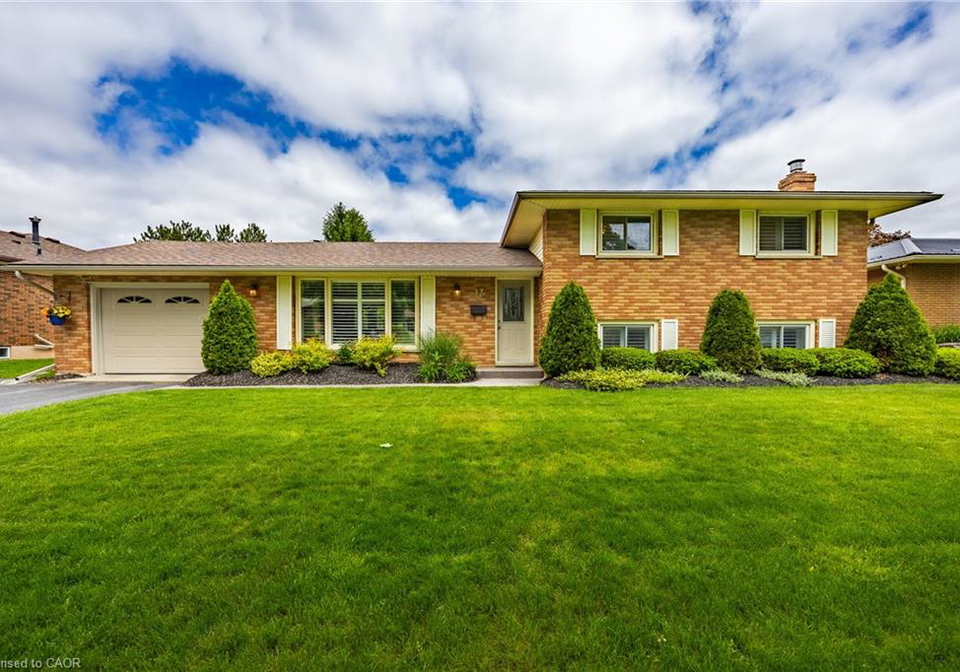 43-berkley-crescent-simcoe-ontario-40867292