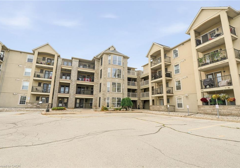 1451-walkers-line-burlington-ontario-40867306