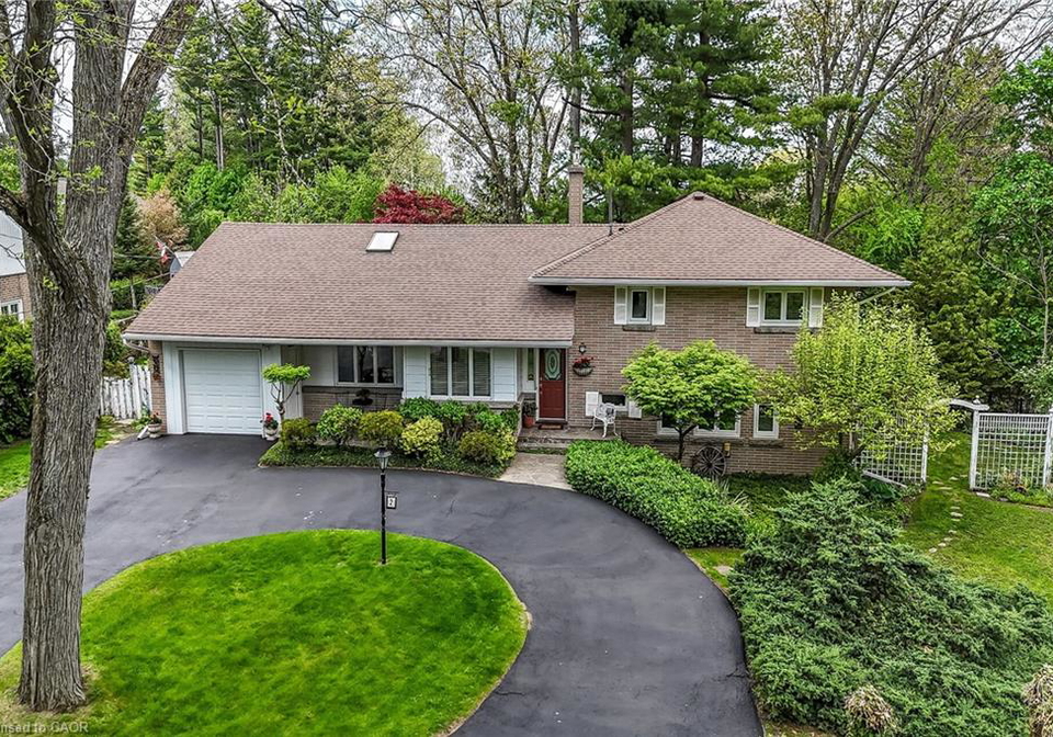 2-summit-circle-simcoe-ontario-40867319