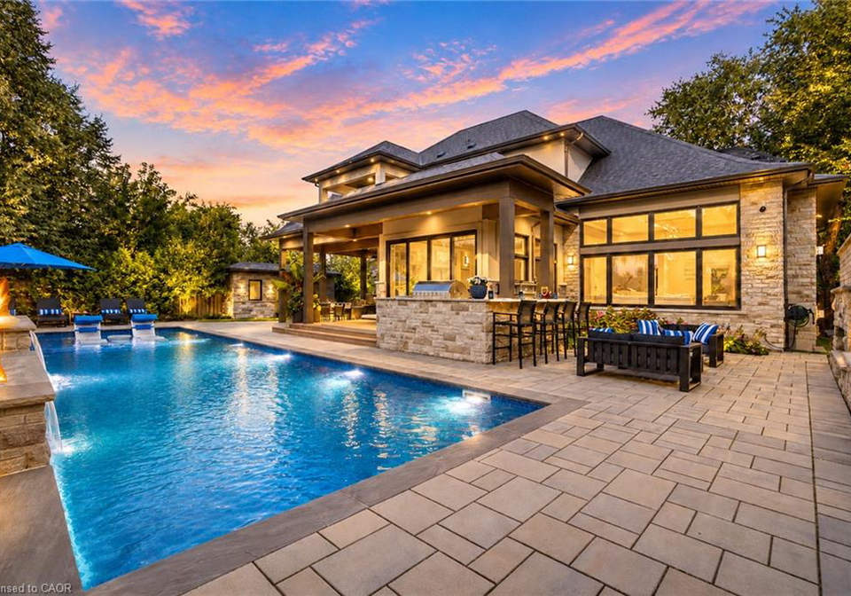 100-seneca-drive-ancaster-ontario-40867345