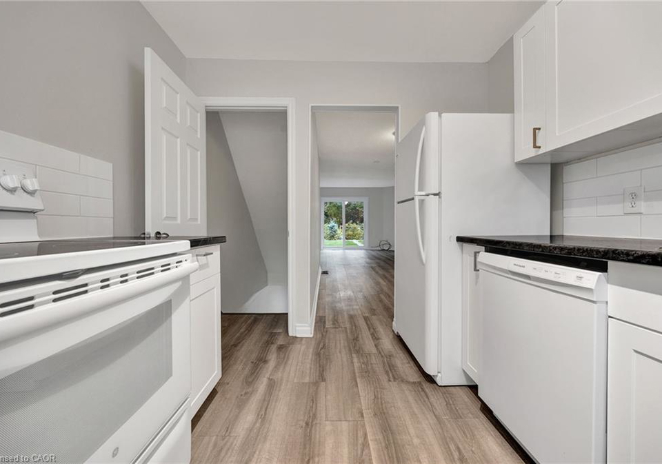 655-albert-street-waterloo-ontario-40867373