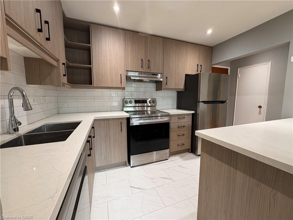 1797-main-street-w-hamilton-ontario-40867379