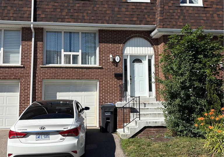 2380-bromsgrove-road-mississauga-ontario-40867390