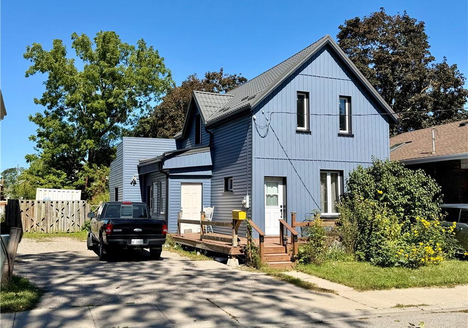 112-arthur-street-brantford-ontario-40867436
