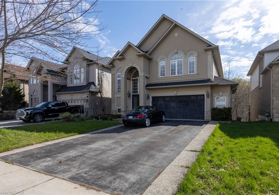 216-diiorio-circle-ancaster-ontario-40867461