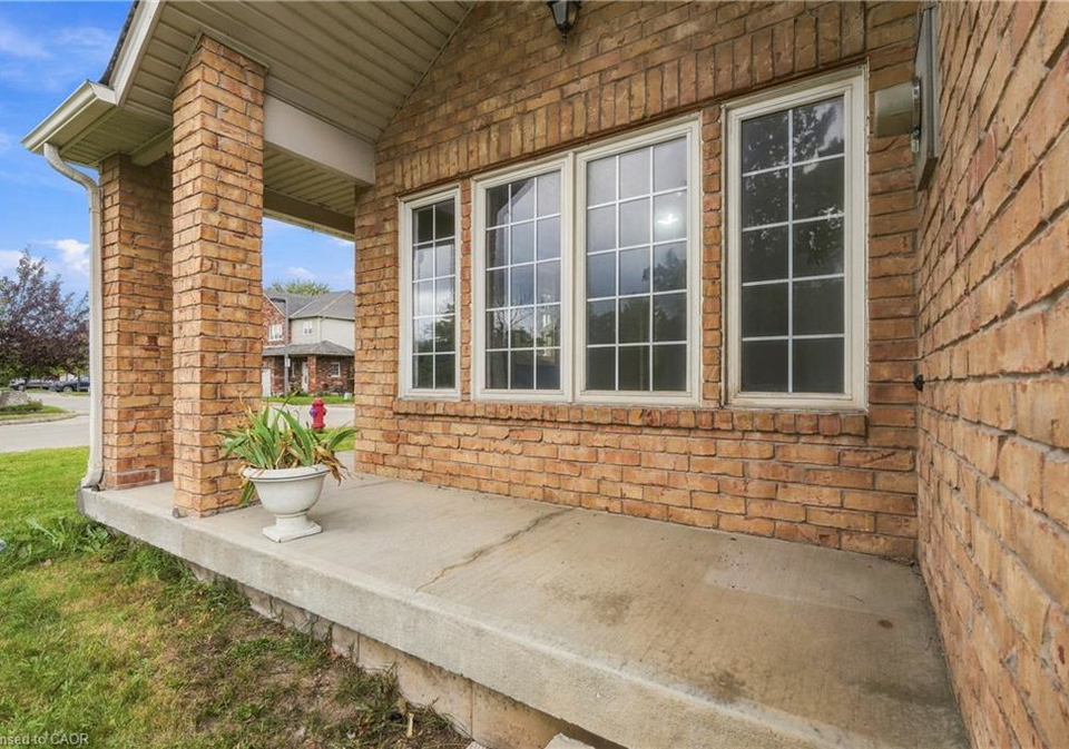27-pisa-drive-stoney-creek-ontario-40867528