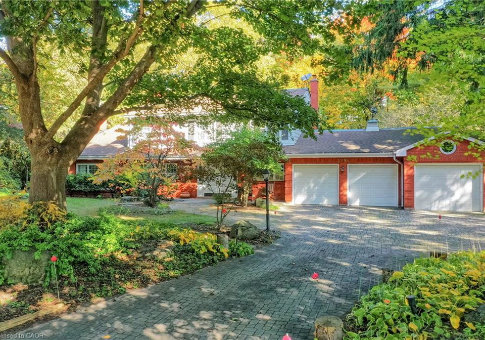 1296-cumnock-crescent-oakville-ontario-40867529