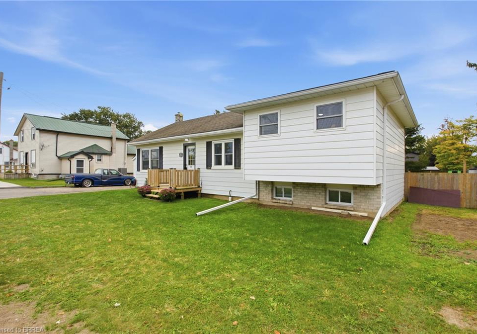 60-railway-street-w-princeton-ontario-40867530