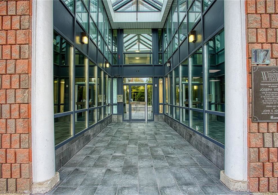 17-king-street-e-dundas-ontario-40867539
