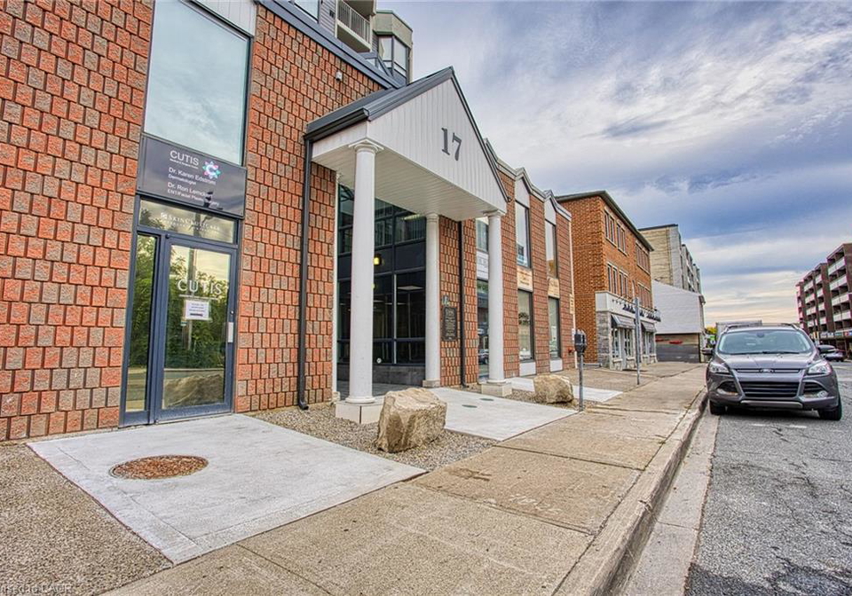 17-king-street-e-dundas-ontario-40867539