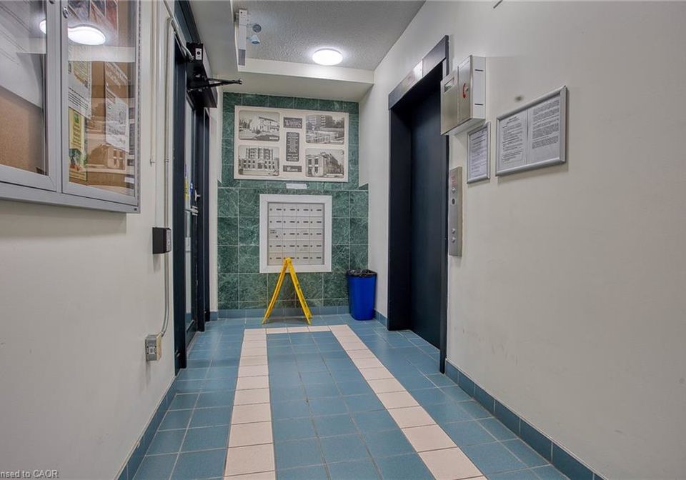 17-king-street-e-dundas-ontario-40867539
