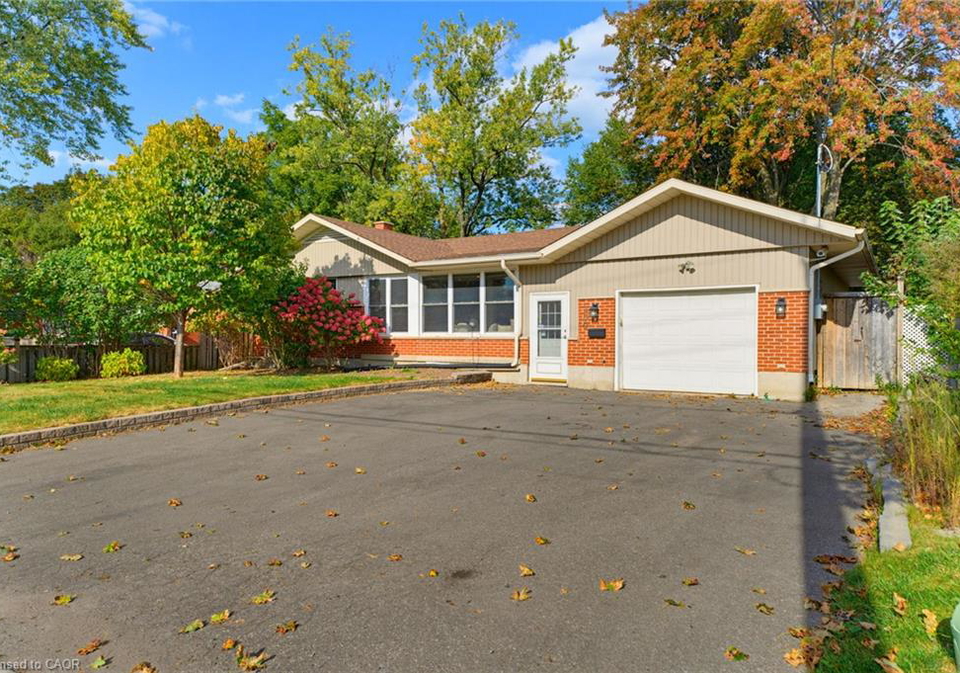 300-westmount-road-e-kitchener-ontario-40867580