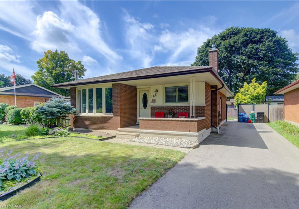 144-holborn-drive-kitchener-ontario-40867593