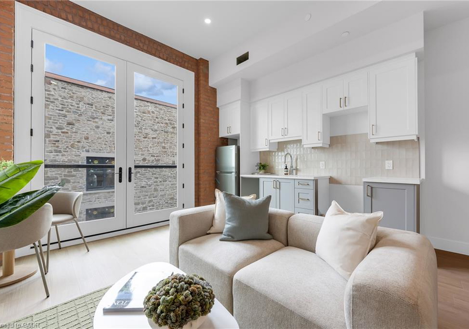 56-york-boulevard-hamilton-ontario-40867613
