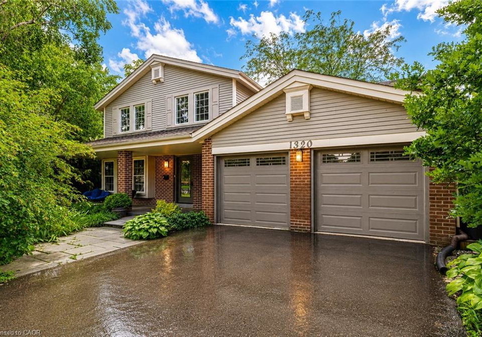 1320-monmouth-drive-burlington-ontario-40867619