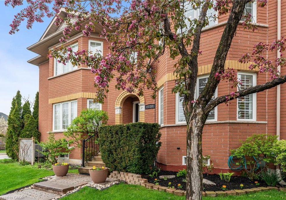 2130-forest-gate-park-oakville-ontario-40867620