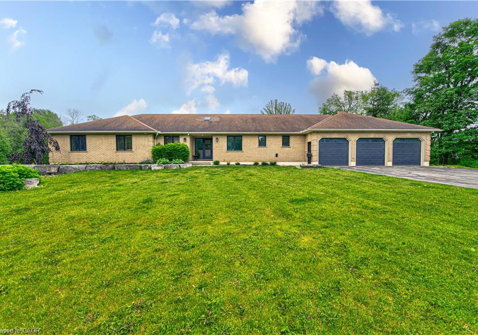 1971-berletts-road-st-agatha-ontario-40867689