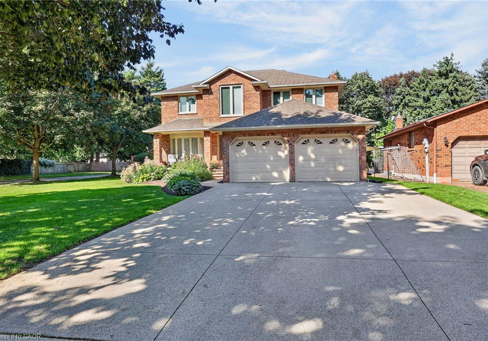 64-driftwood-court-grimsby-ontario-40867788
