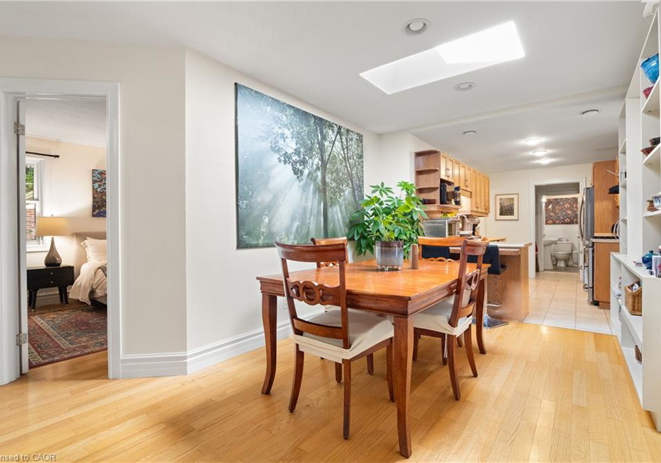 98-waterloo-avenue-guelph-ontario-40867804