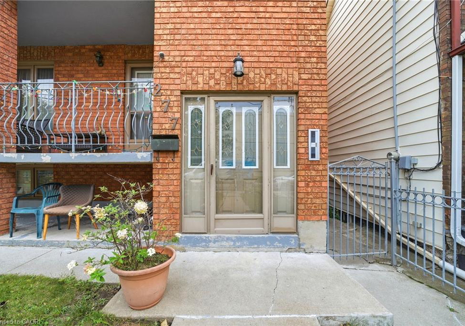 277-harvie-avenue-york-ontario-40867810