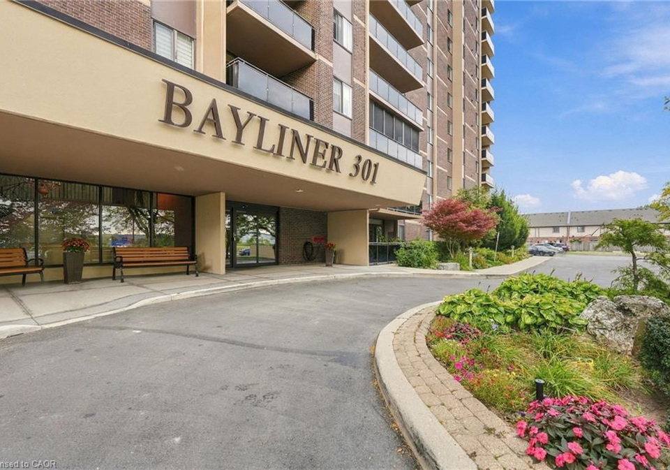301-frances-avenue-hamilton-ontario-40867811