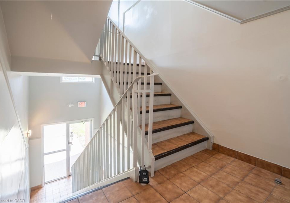 1096-jalna-boulevard-london-ontario-40867831