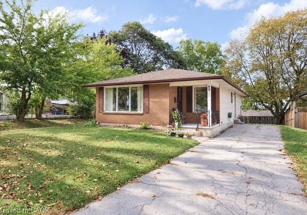 90-pepperwood-crescent-kitchener-ontario-40867849