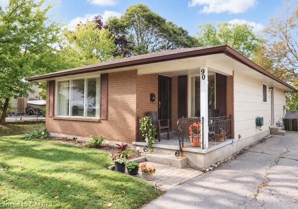 90-pepperwood-crescent-kitchener-ontario-40867849