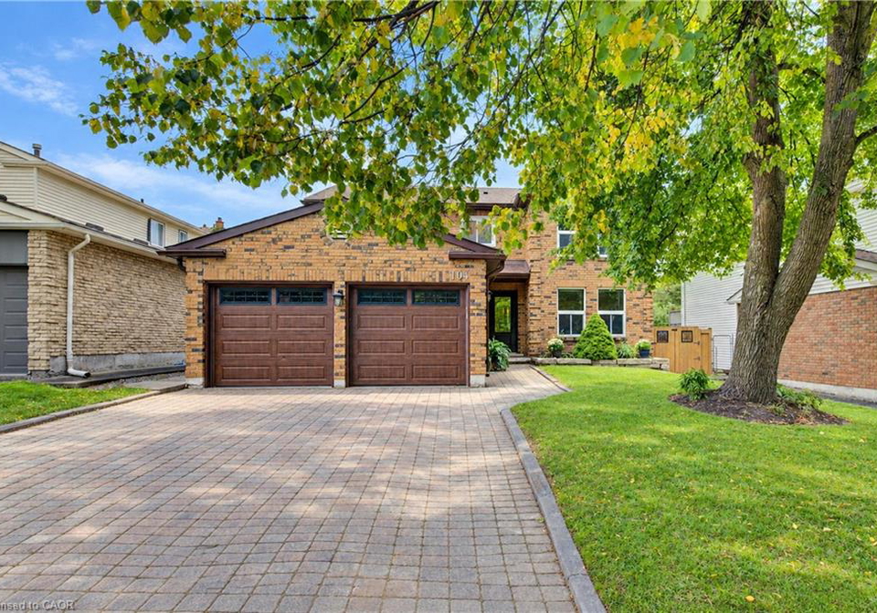104-deerwood-crescent-kitchener-ontario-40867851