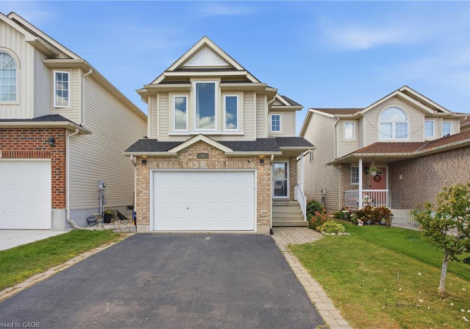 15-cannes-street-kitchener-ontario-40867855