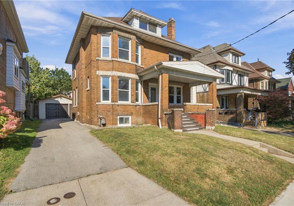 100-balsam-avenue-s-hamilton-ontario-40867873