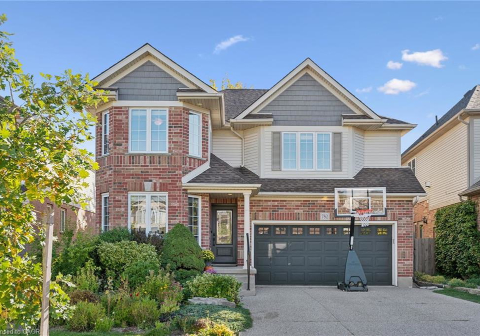 782-shediac-crescent-waterloo-ontario-40867895