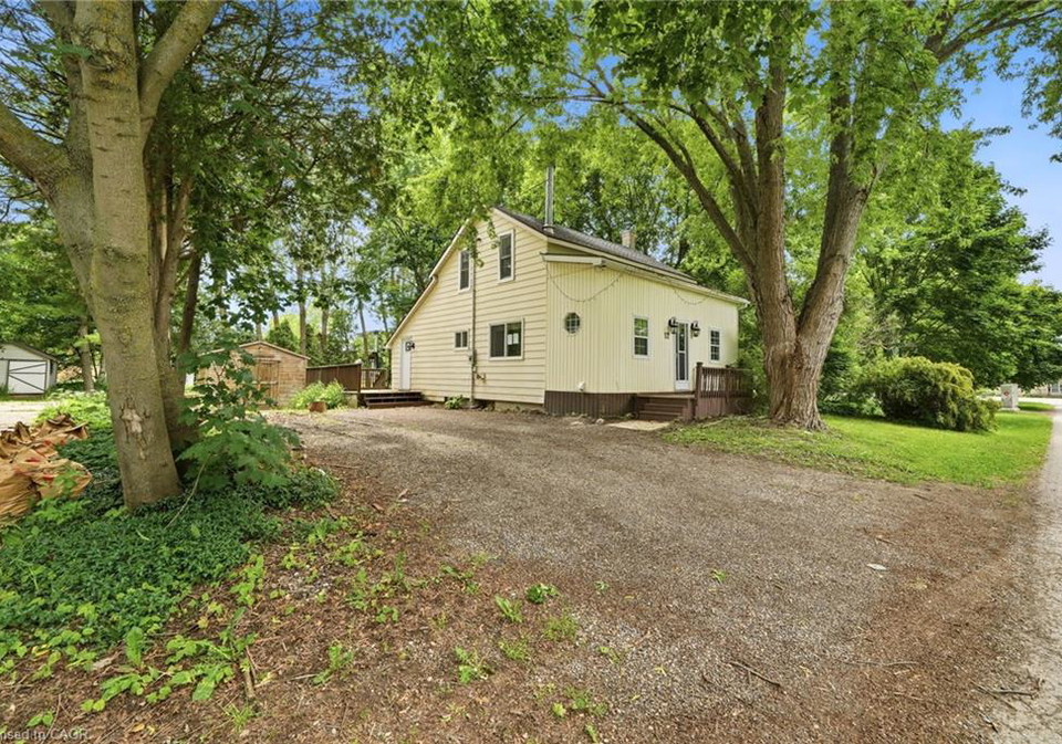 12-argyle-street-tiverton-ontario-40867906
