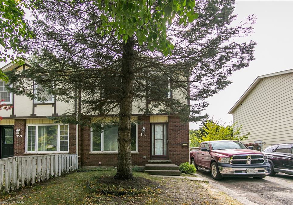 157-old-carriage-drive-kitchener-ontario-40867923