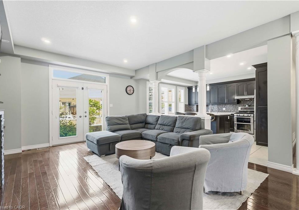 212-chartwell-circle-hamilton-ontario-40867952