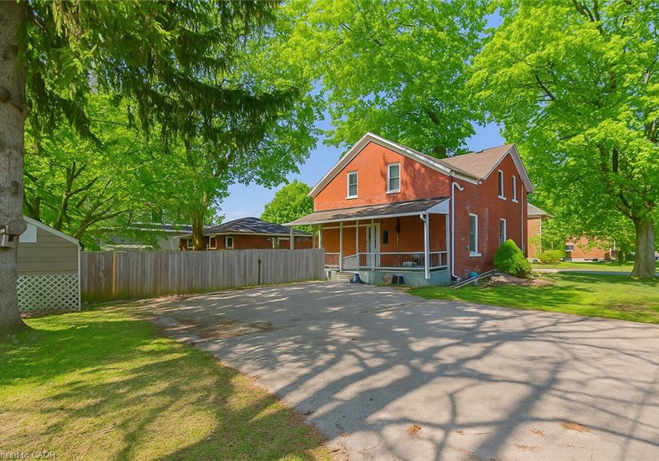 137-wellington-street-mitchell-ontario-40867972
