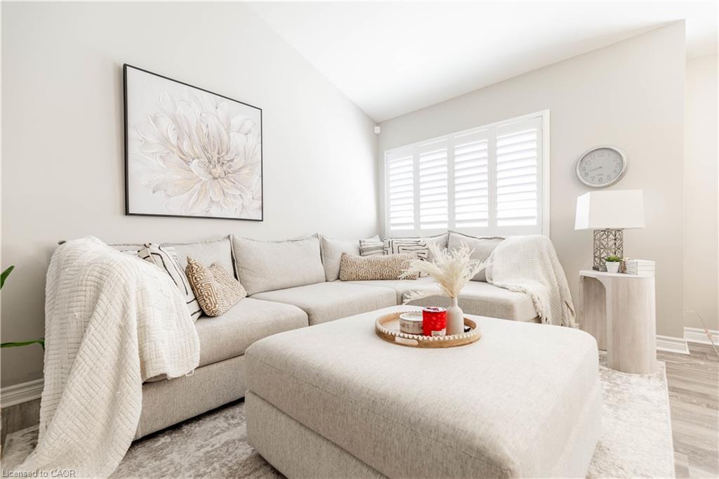 82-overlea-drive-kitchener-ontario-40867973
