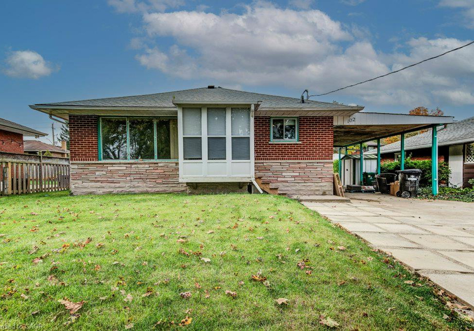 102-massey-avenue-kitchener-ontario-40867994