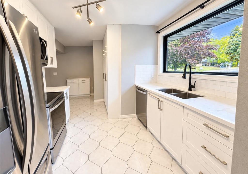 44-patterson-avenue-brantford-ontario-40868008