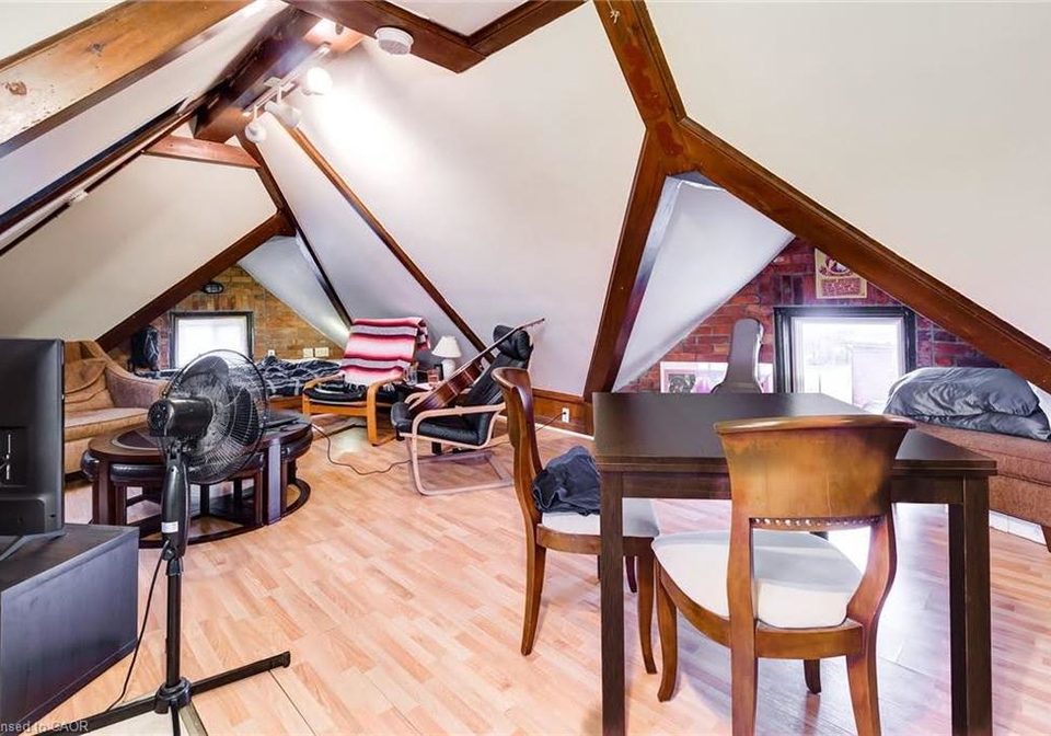 44-ashley-street-hamilton-ontario-40868075