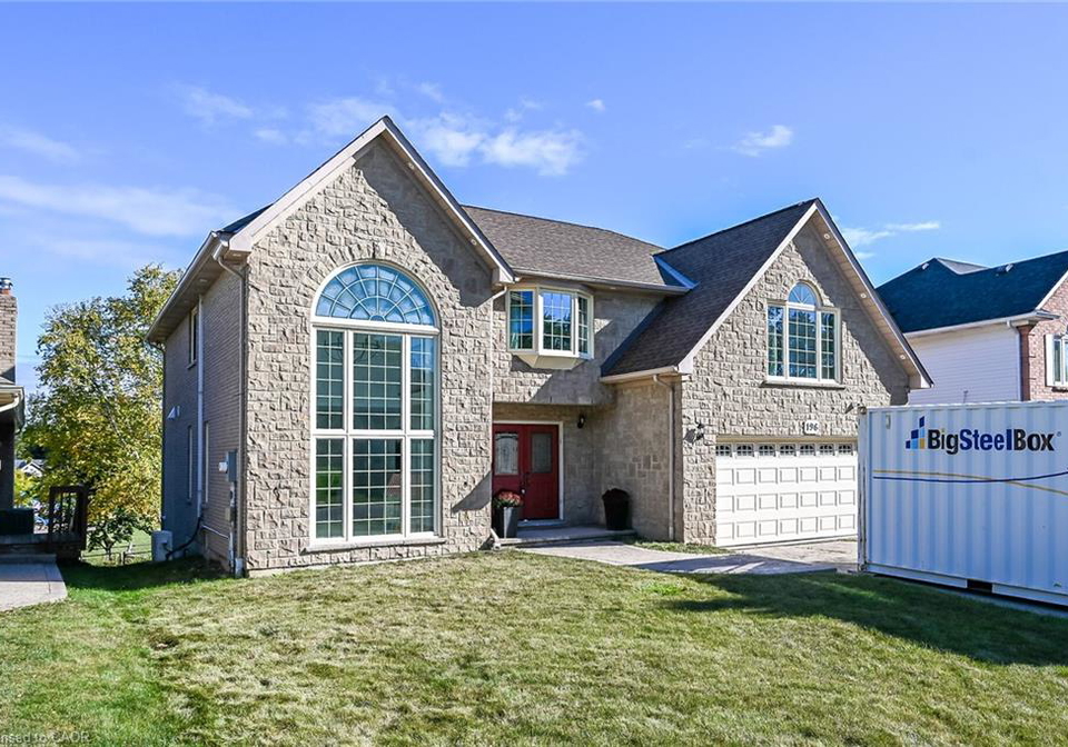 196-bluebell-crescent-ancaster-ontario-40868137