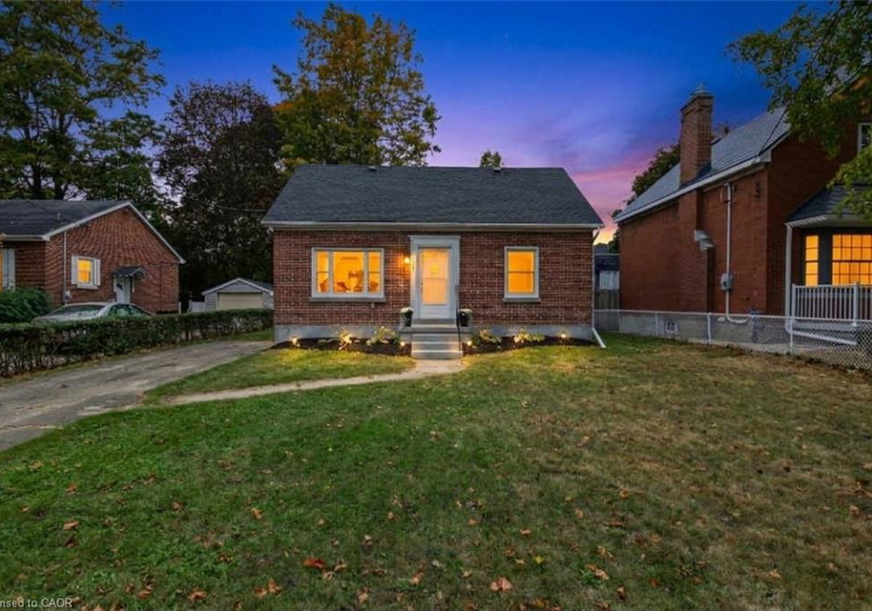 223-margaret-avenue-kitchener-ontario-40868243