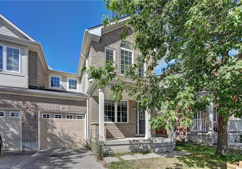 103-blackbird-circle-cambridge-ontario-40868247