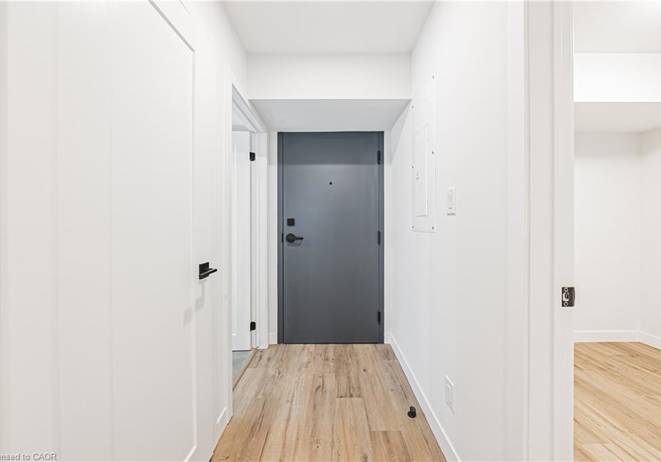 555-sanatorium-road-hamilton-ontario-40868248