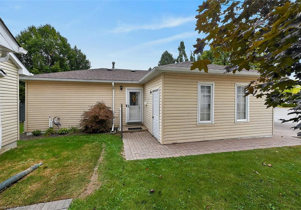 376-silverbirch-boulevard-mount-hope-ontario-40868269