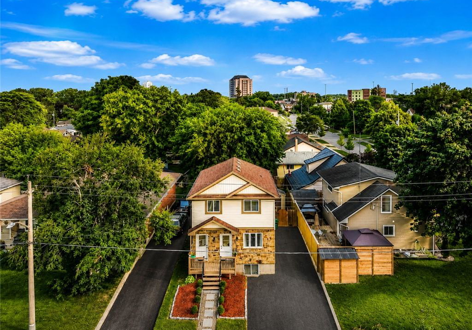 67-kinzie-avenue-kitchener-ontario-40868279