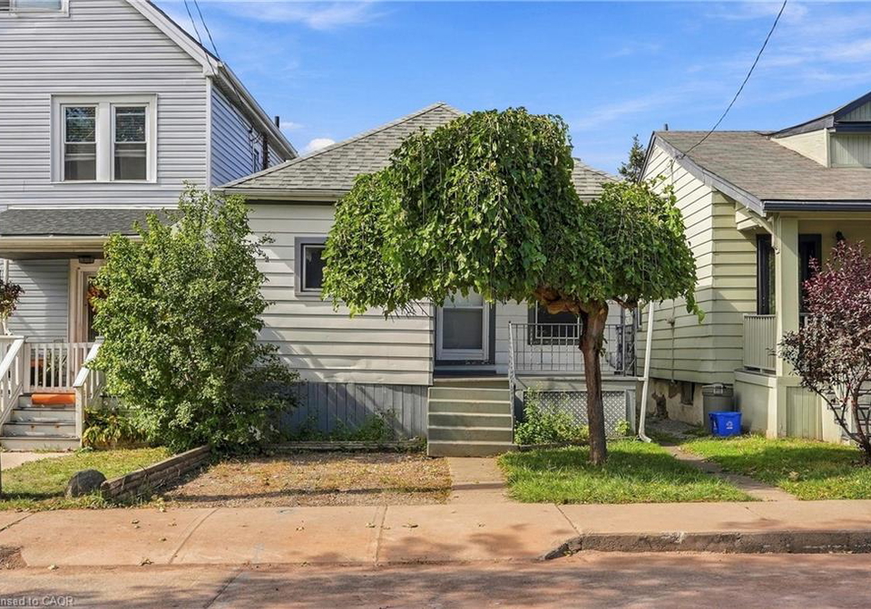 77-province-street-n-hamilton-ontario-40868318