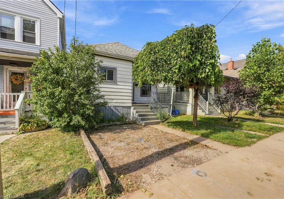 77-province-street-n-hamilton-ontario-40868318