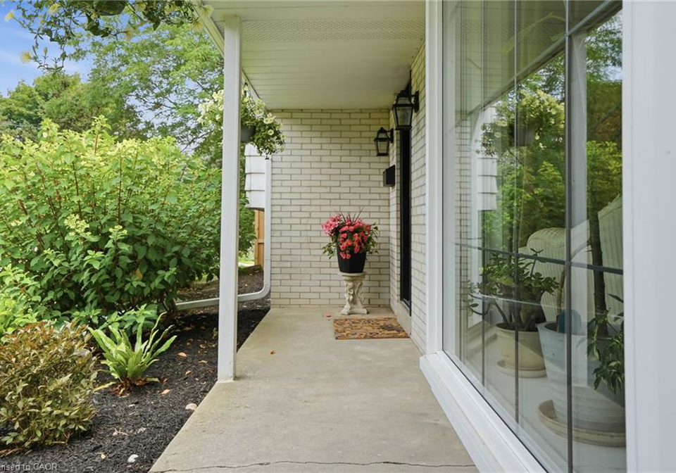 2-jameson-drive-flamborough-ontario-40868327